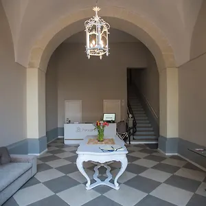 Alojamento de Acomodação e Pequeno-almoço Palazzo Belsanti, Lecce