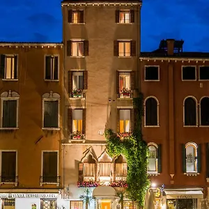 Santo Stefano 3* Venedig